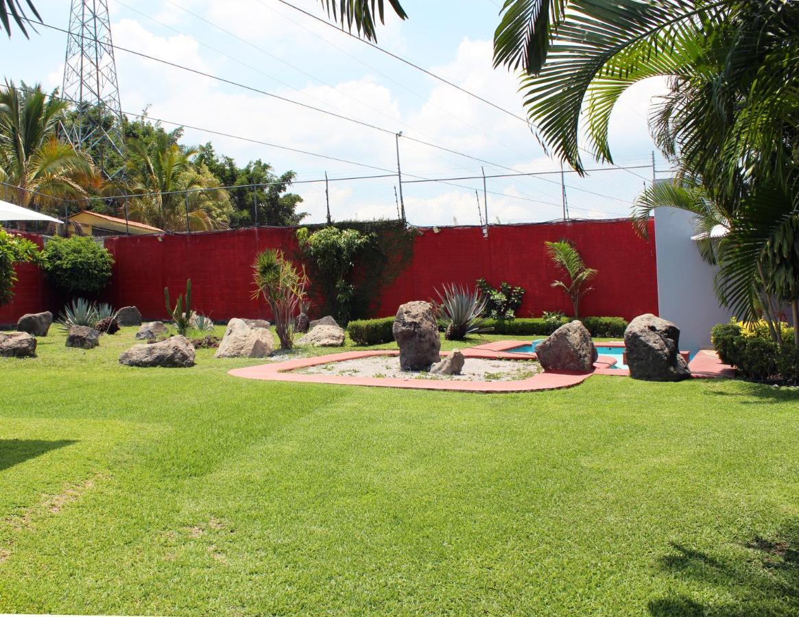 Preciosa Casa Palmera en Cuernavaca con Alberca Cocina Wifi fin de semana descanso vacacional Emiliano Zapata  Exterior foto