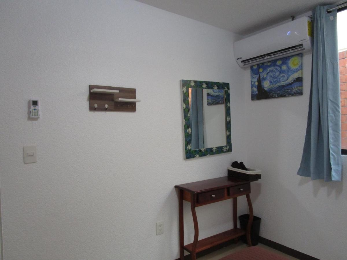 Preciosa Casa Palmera en Cuernavaca con Alberca Cocina Wifi fin de semana descanso vacacional Emiliano Zapata  Exterior foto